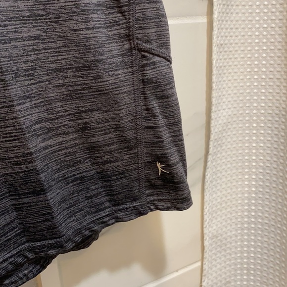 Cascade sport and Danskin tshirt bundle! - Picture 9 of 12